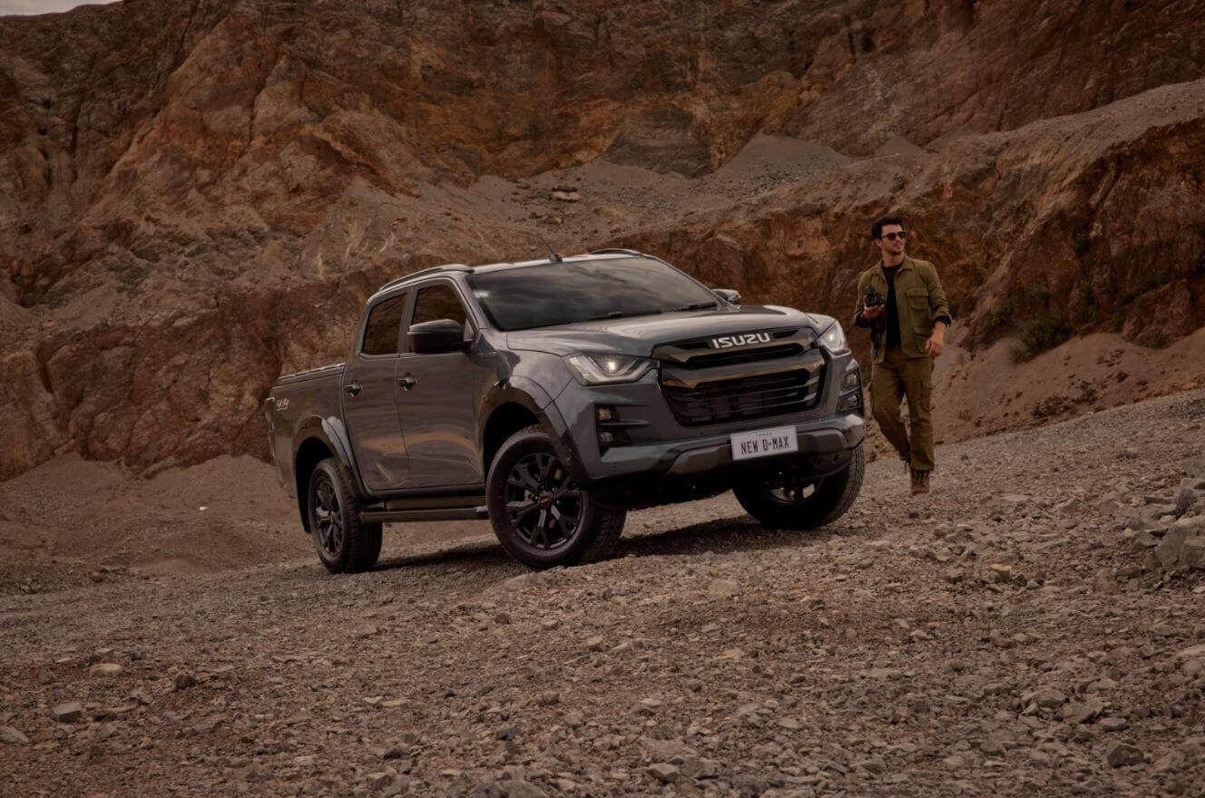 d-max-136