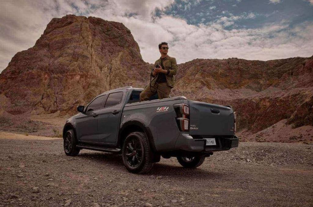 d-max-138