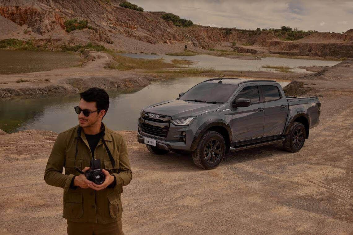 d-max-143