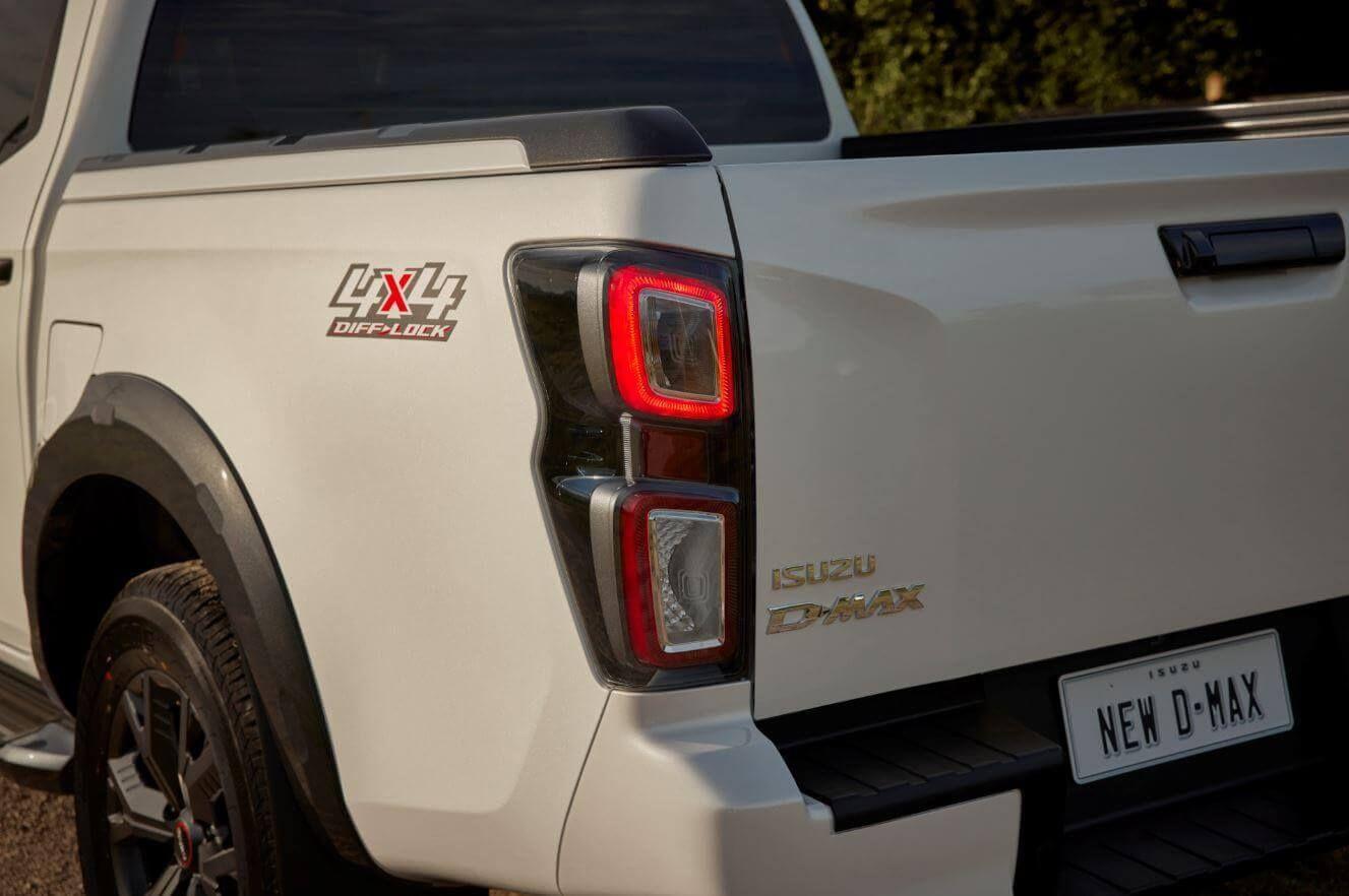 d-max-152