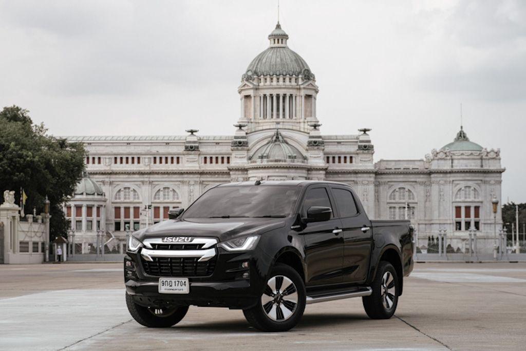 d-max-39