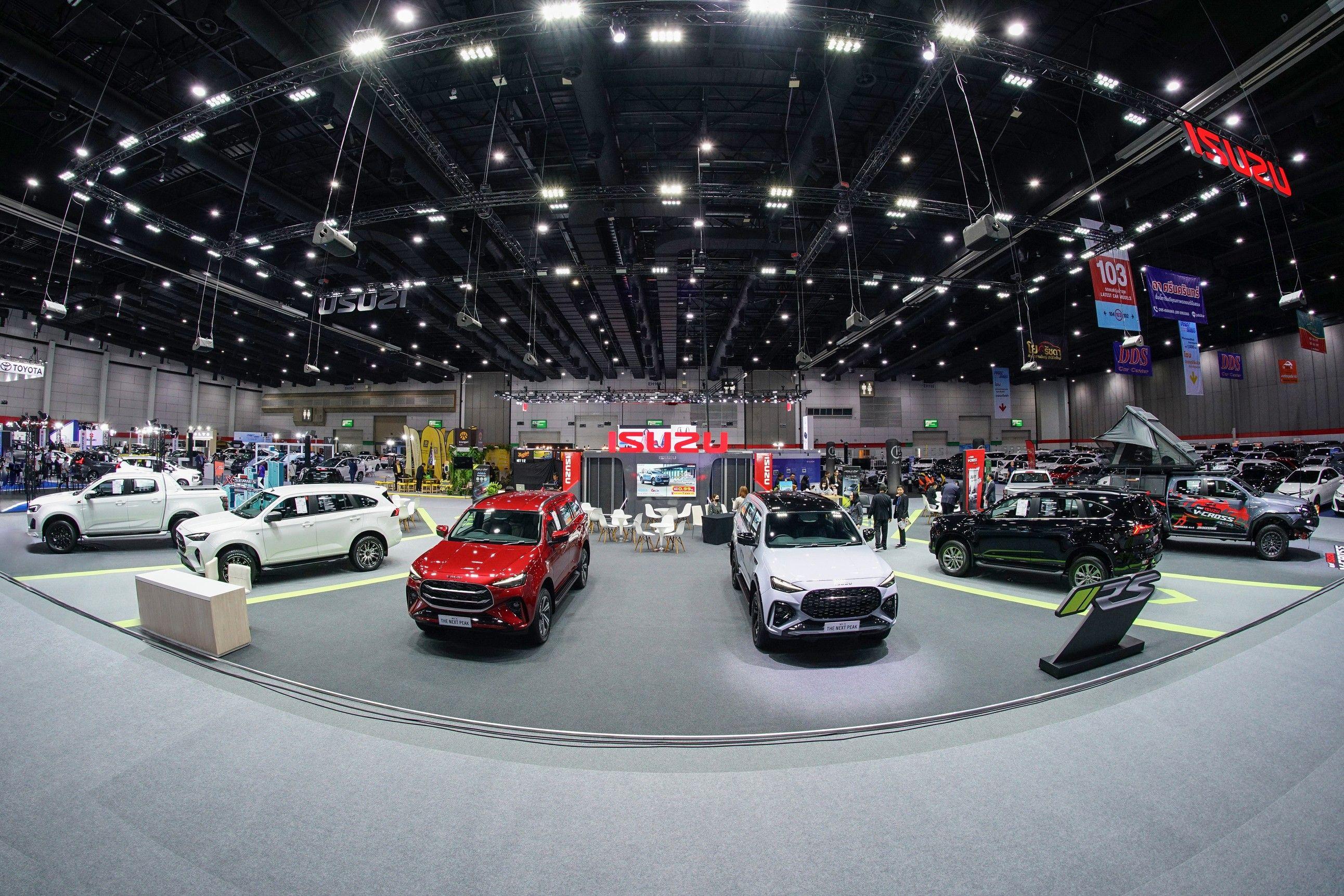 อีซูซุทะยานสู่จุดสูงสุดไปพร้อมกับ NEW! MU-X “THE NEXT PEAK” และ “ISUZU D-MAX” หลากรุ่น โชว์ความอเนกประสงค์ที่เหนือกว่าในงาน “ฟาสต์ ออโต โชว์ 2024”