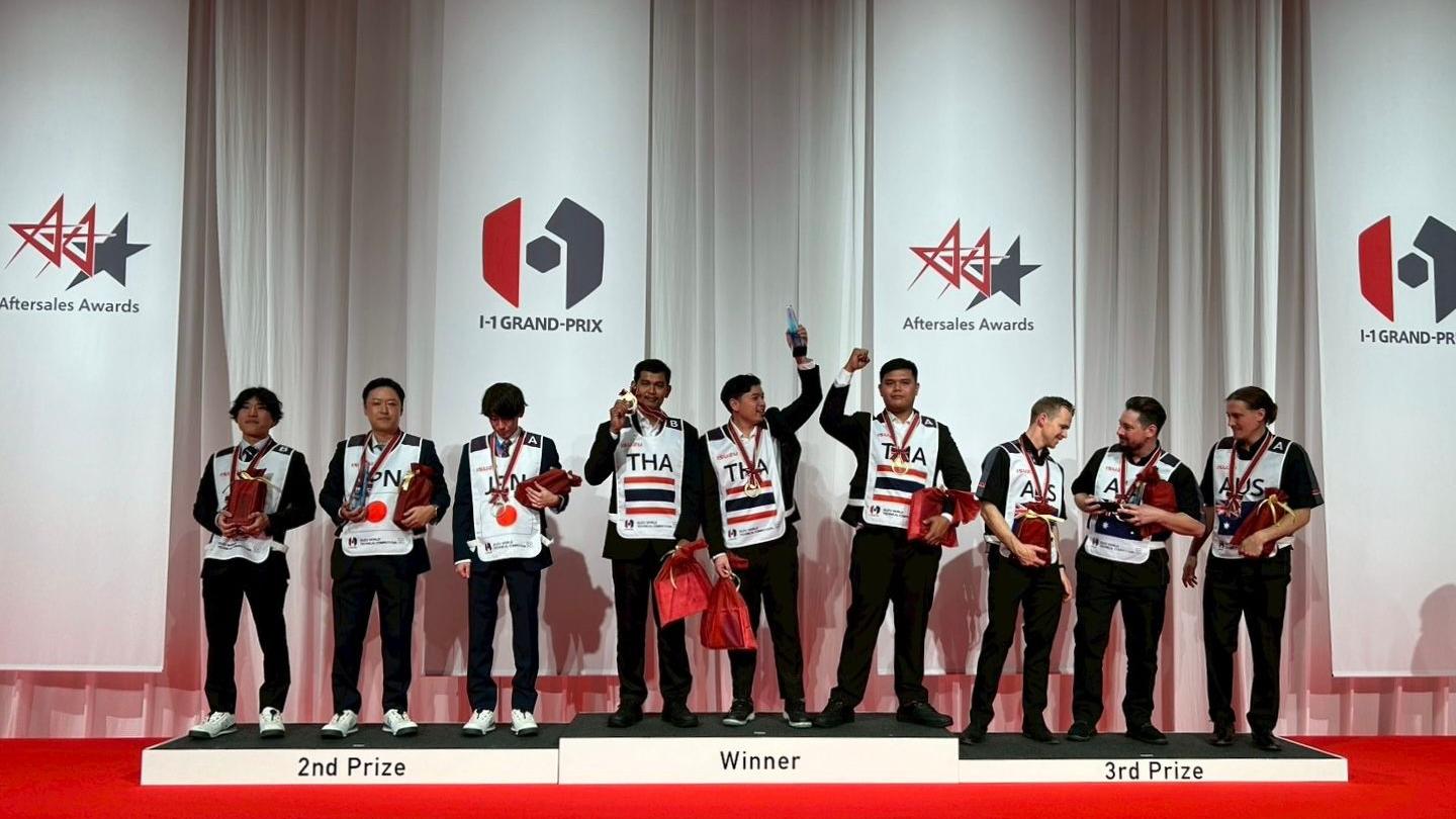 ทีมช่างอีซูซุไทยยืนหนึ่งเวทีโลก คว้าแชมป์การแข่งขัน I-1 Grand Prix ที่ญี่ปุ่น