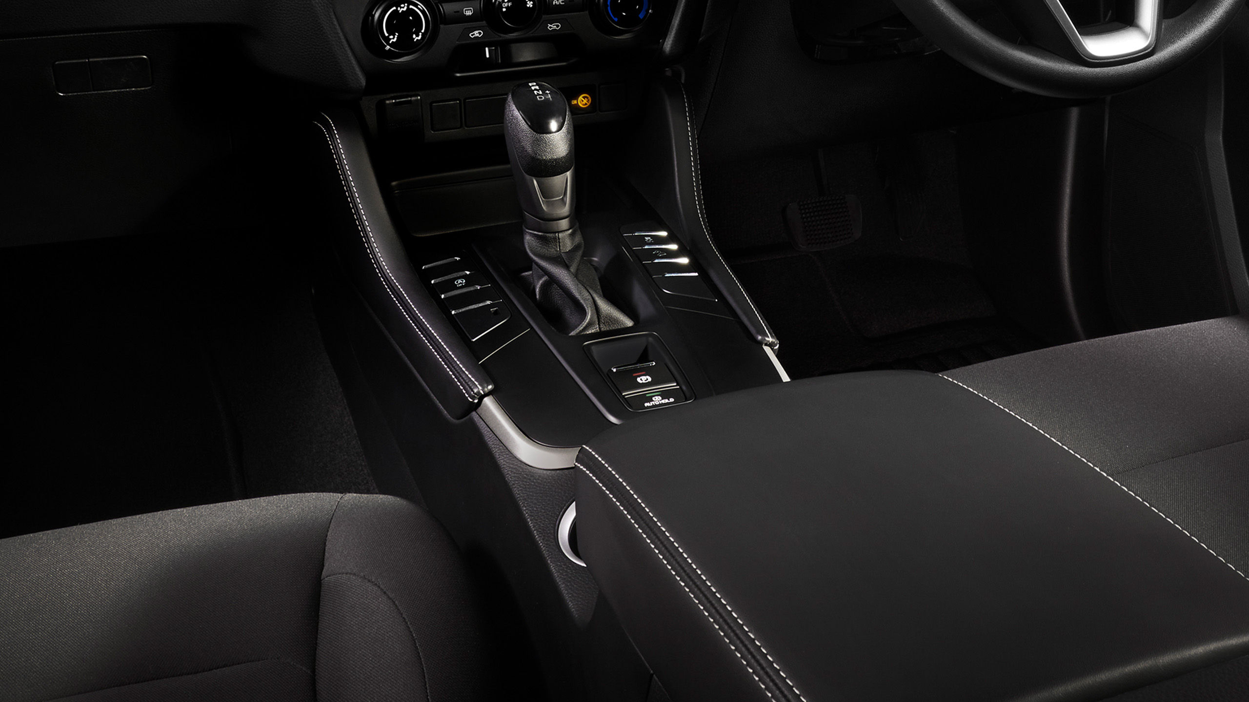 เบรกมือไฟฟ้าพร้อมระบบ Auto Brake Hold - ISUZU MU-X ACTIVE (อีซูซุ มิว-เอ็กซ์ แอคทีฟ)