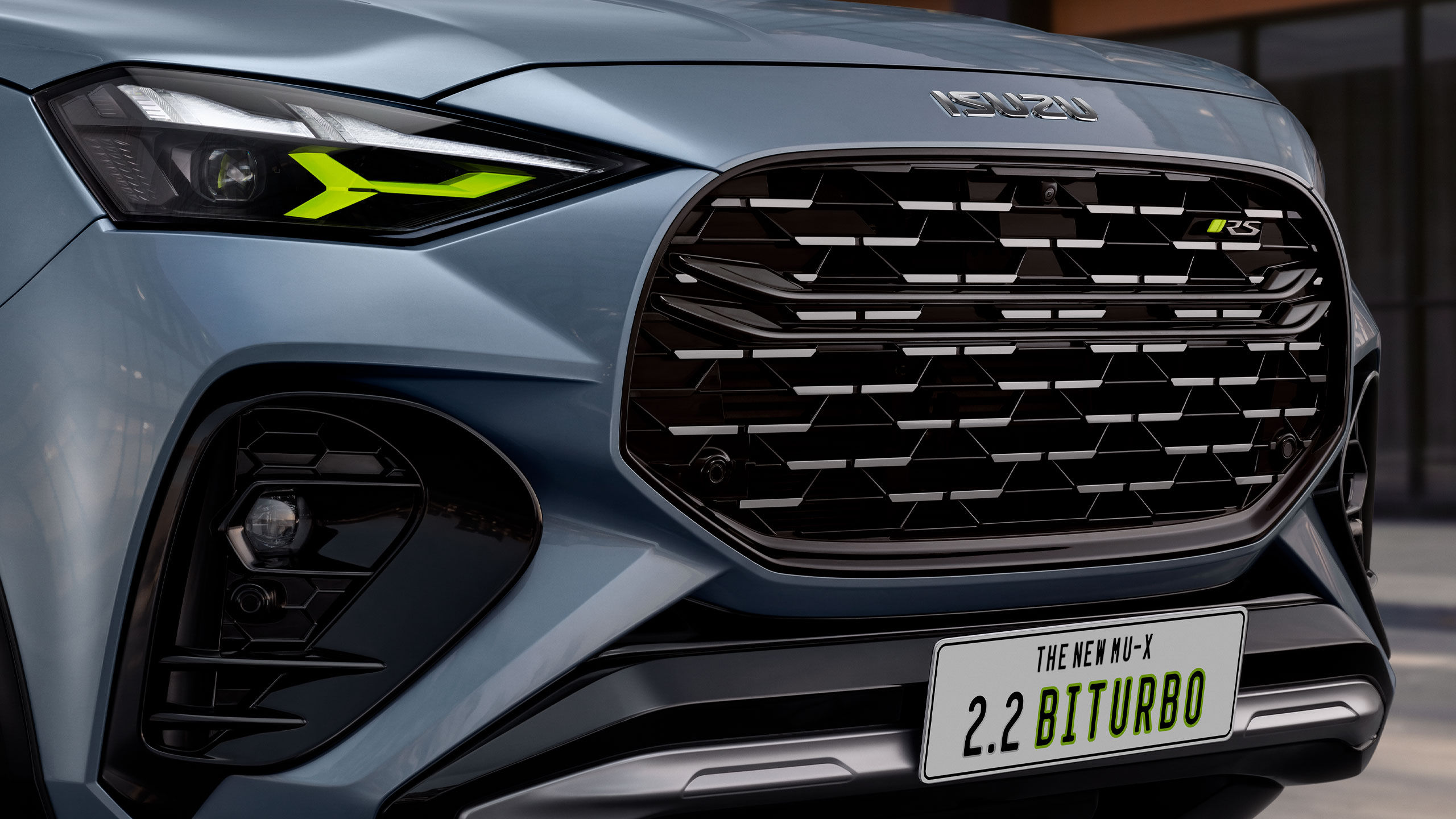 ใหม่! กระจังหน้า Supreme Onyx Grille - ISUZU MU-X RS (อีซูซุ มิว-เอ็กซ์ อาร์เอส)