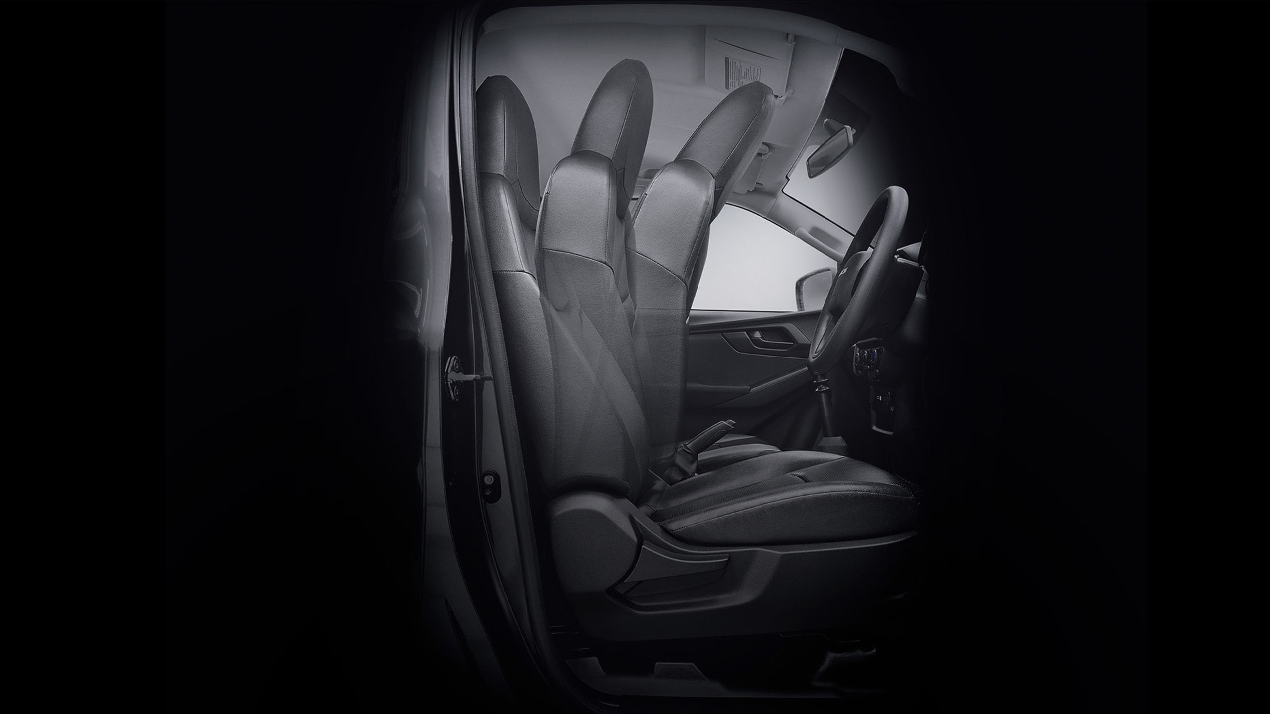 เบาะนั่งและพวงมาลัย เบาะนั่งและพวงมาลัย - ISUZU D-MAX SPARK (อีซูซุ ดีแมคซ์ สปาร์ค)