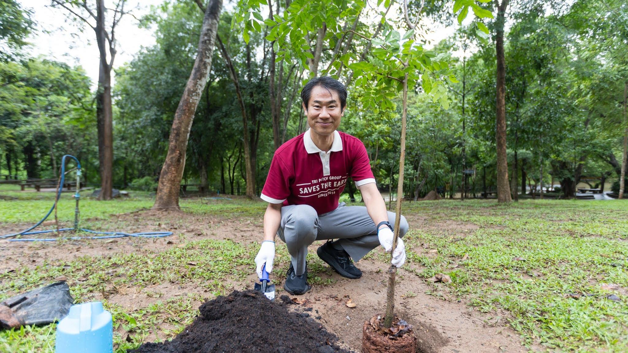 “กลุ่มตรีเพชร” เพิ่มพื้นที่สีเขียว เดินหน้าโครงการ "Tri Petch Group Saves the Earth"